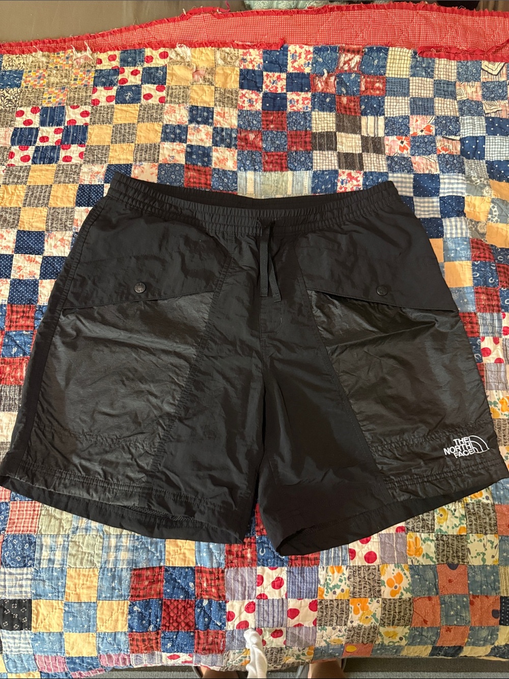 The North Face Men’s Black Swim Trunks Running Shorts Size Medium Black